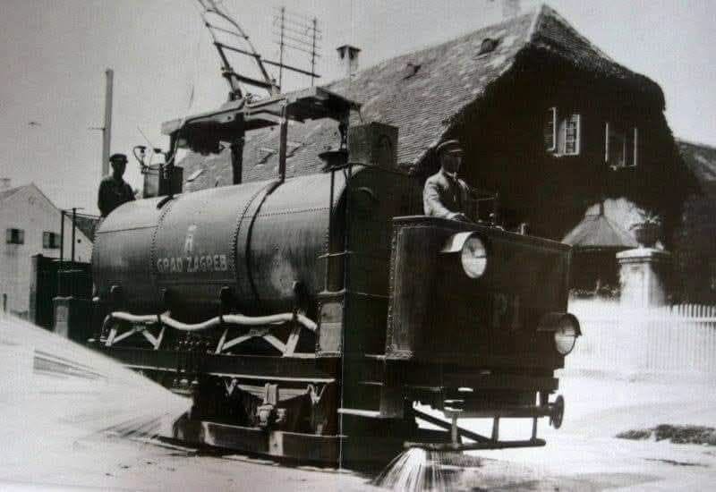 Tramvaj, perač ulica 1922. godine